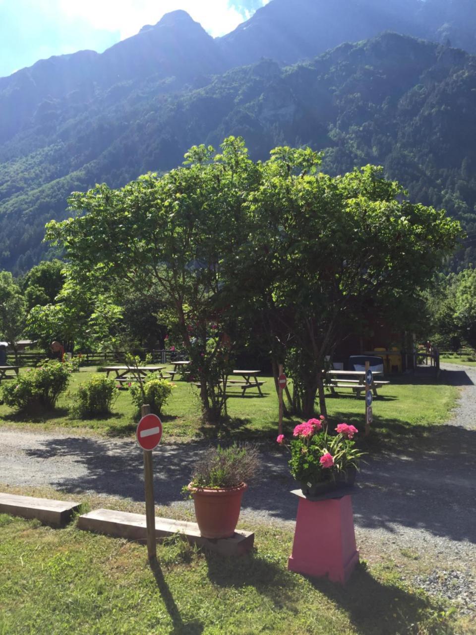 Ferme Noemie Villa Le Bourg-dʼOisans Eksteriør billede